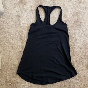 Black lululemon tank